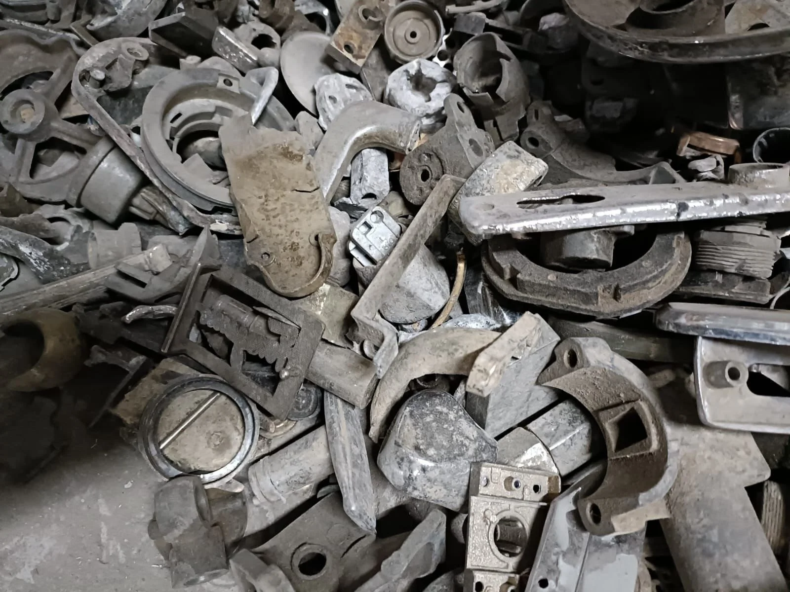 Phoenix+Recycling-zinc-die-cast-scrap